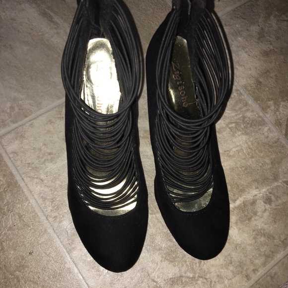 Heals - Picture 1 of 4